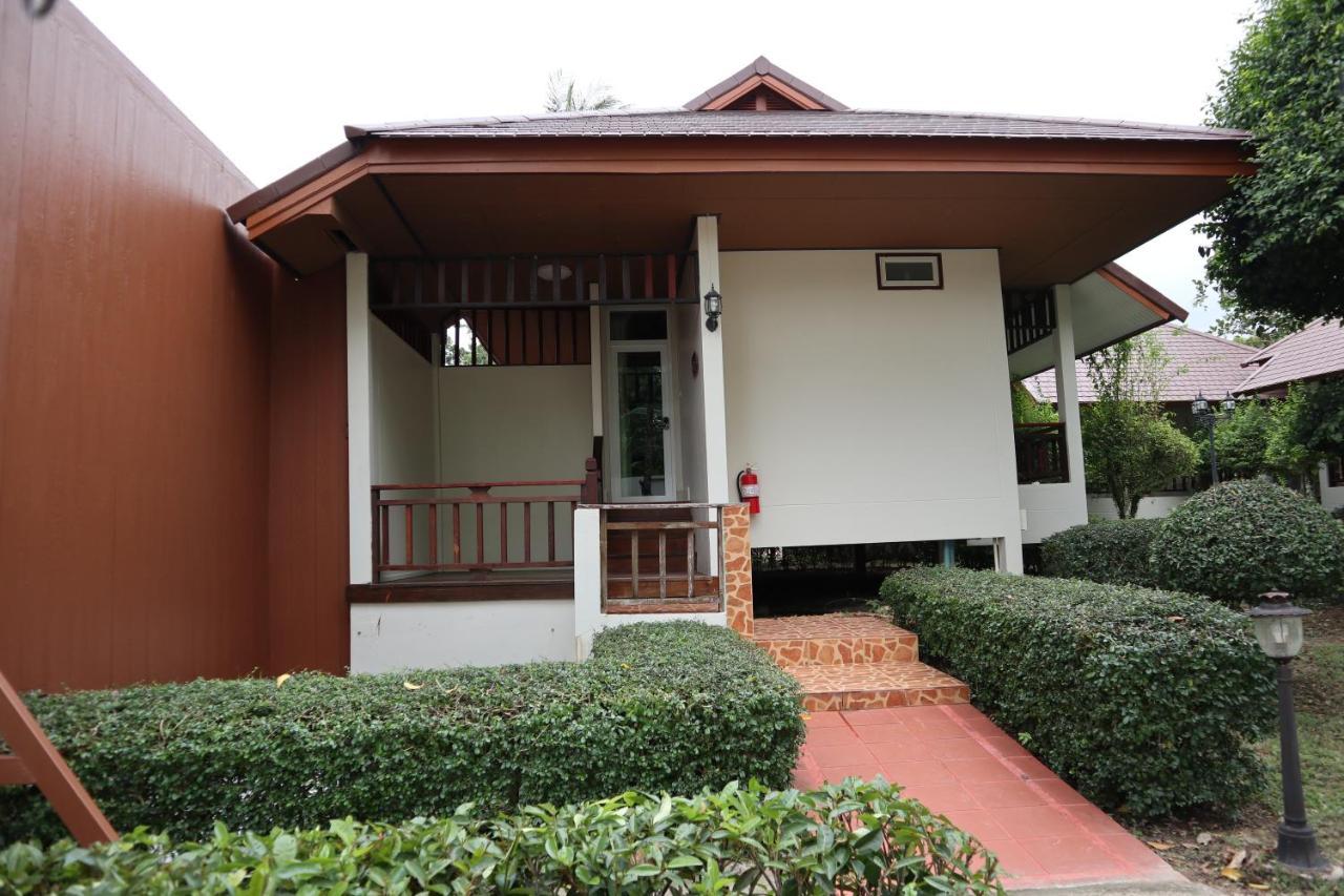 Ban Suansin Hotel Phang Nga Buitenkant foto